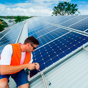 Installation von Photovoltaikanlagen